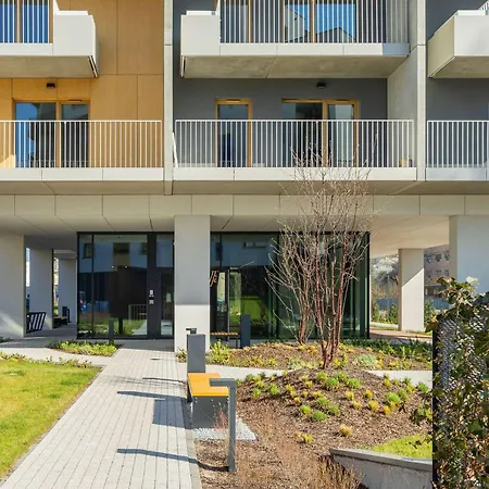 Apartment Spacious In Wola For 6 People With Parking By Renters Prestige Warsaw