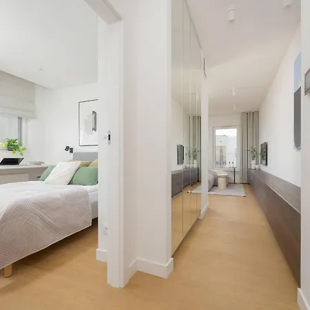 Apartment Spacious In Wola For 6 People With Parking By Renters Prestige Warsaw
